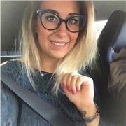 Laureata giurisprudenza per lezioni di matematica/italiano/diritto